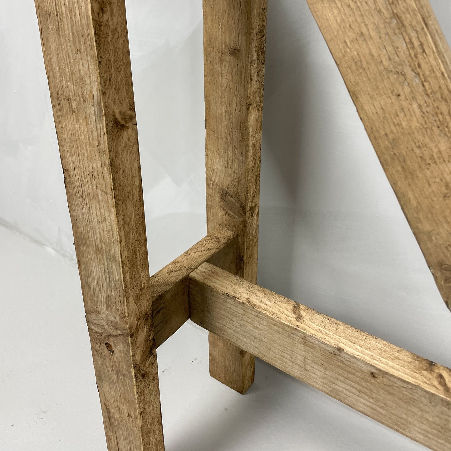 Sidetable 'M'
