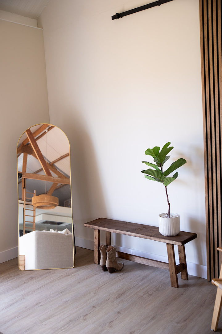 Houten bankje van Baan Woods perfect voor in iedere hal of gang van een woning