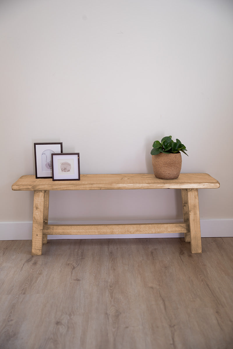 Baan Woods houten bankje in lichtbruine kleur