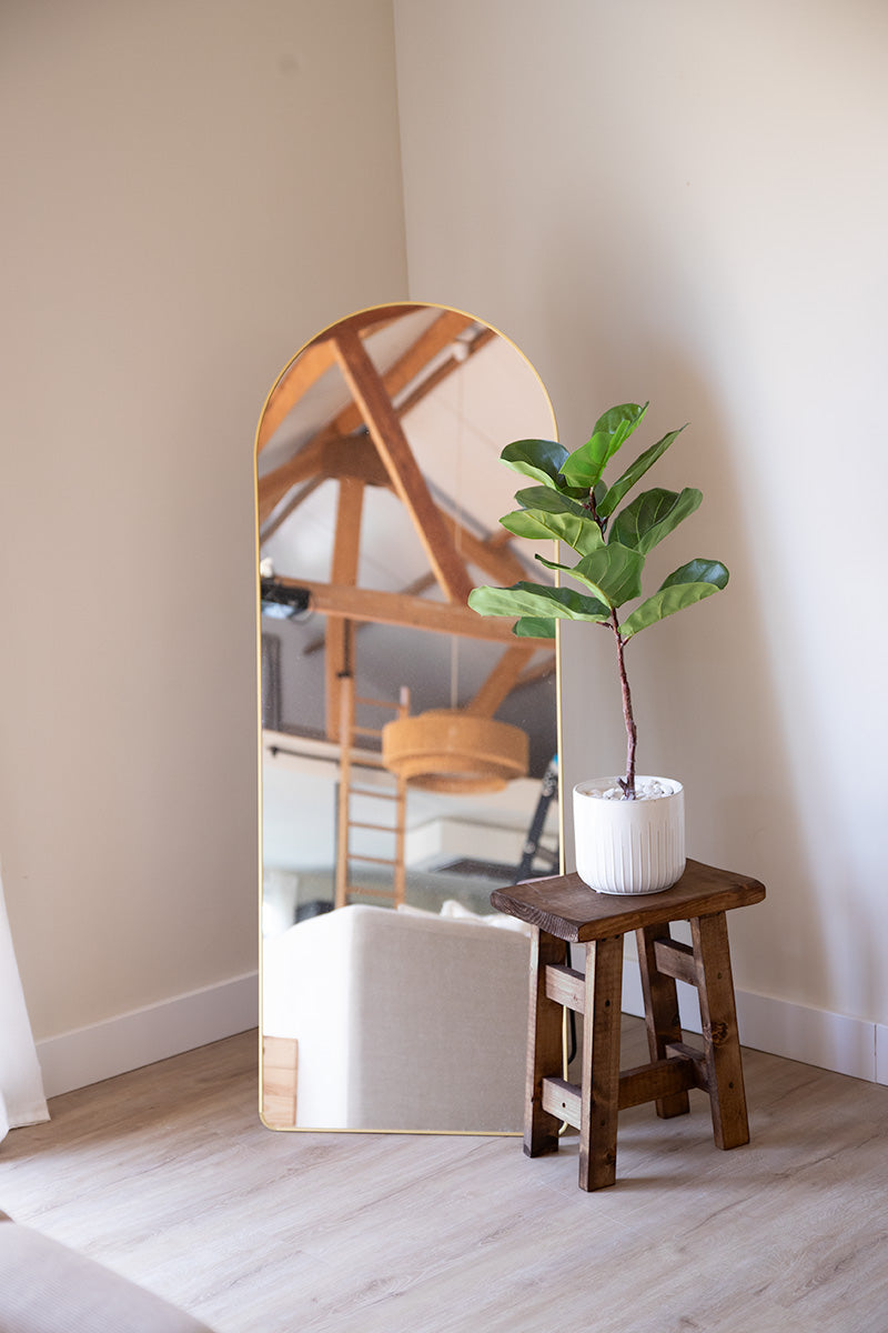 Houten kruk Bo van Baan woods, perfect om je plant op te zetten 