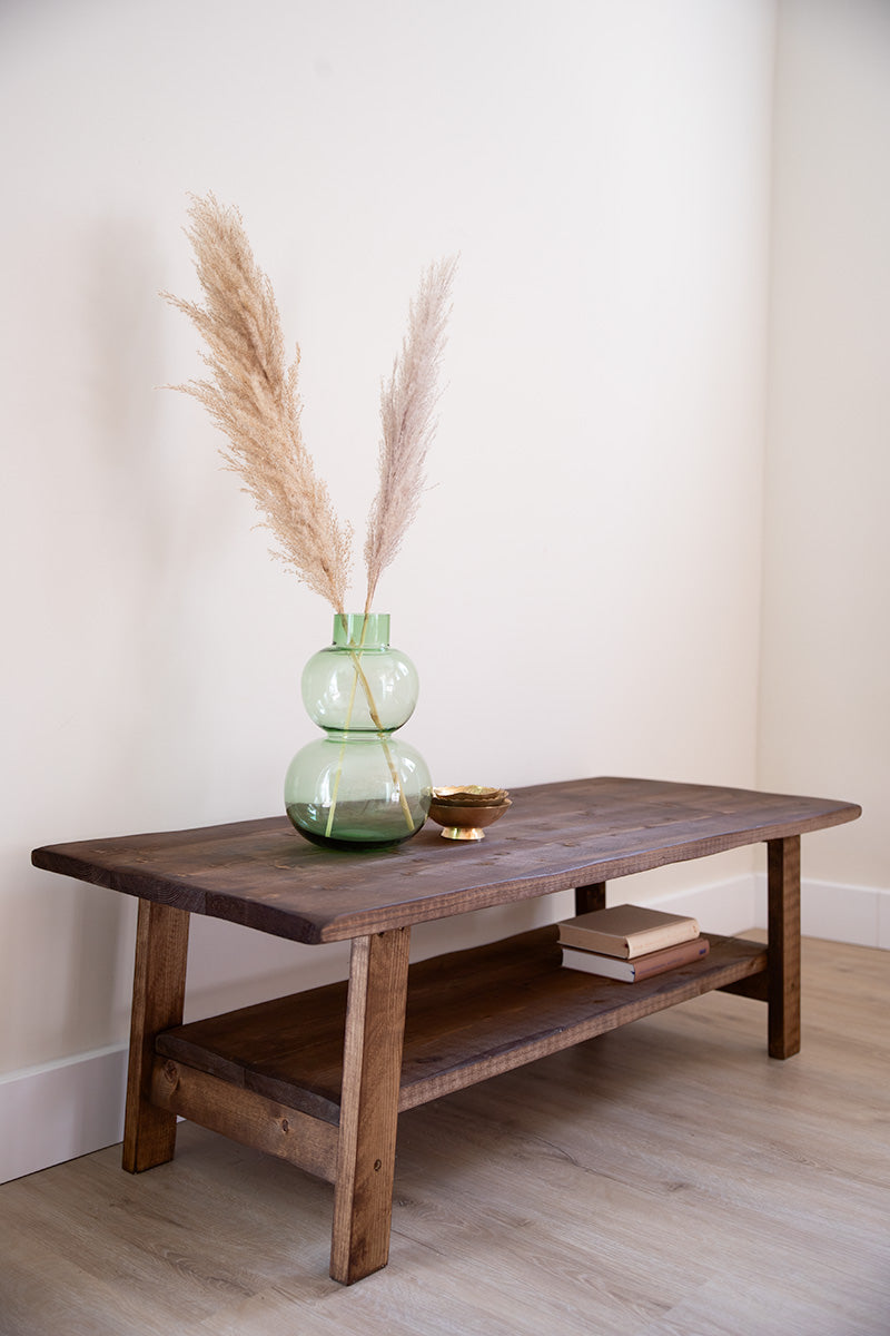 Donkerbruin salontafel Beer, handgemaakt en uniek door Baan Woods