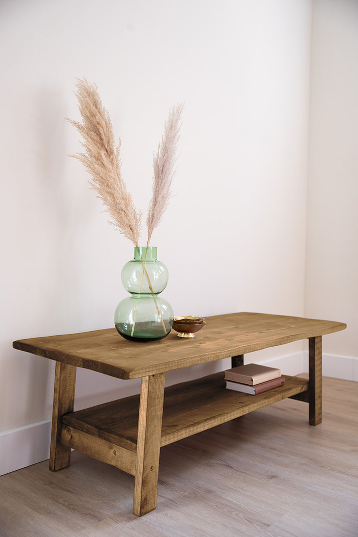 Salontafel Beer middenbruin van Baan Woods met schuine poten en tussenblad