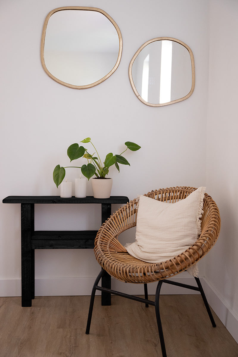 Tijdloze houten sidetable met natuurlijke uitstraling van Baan Woods