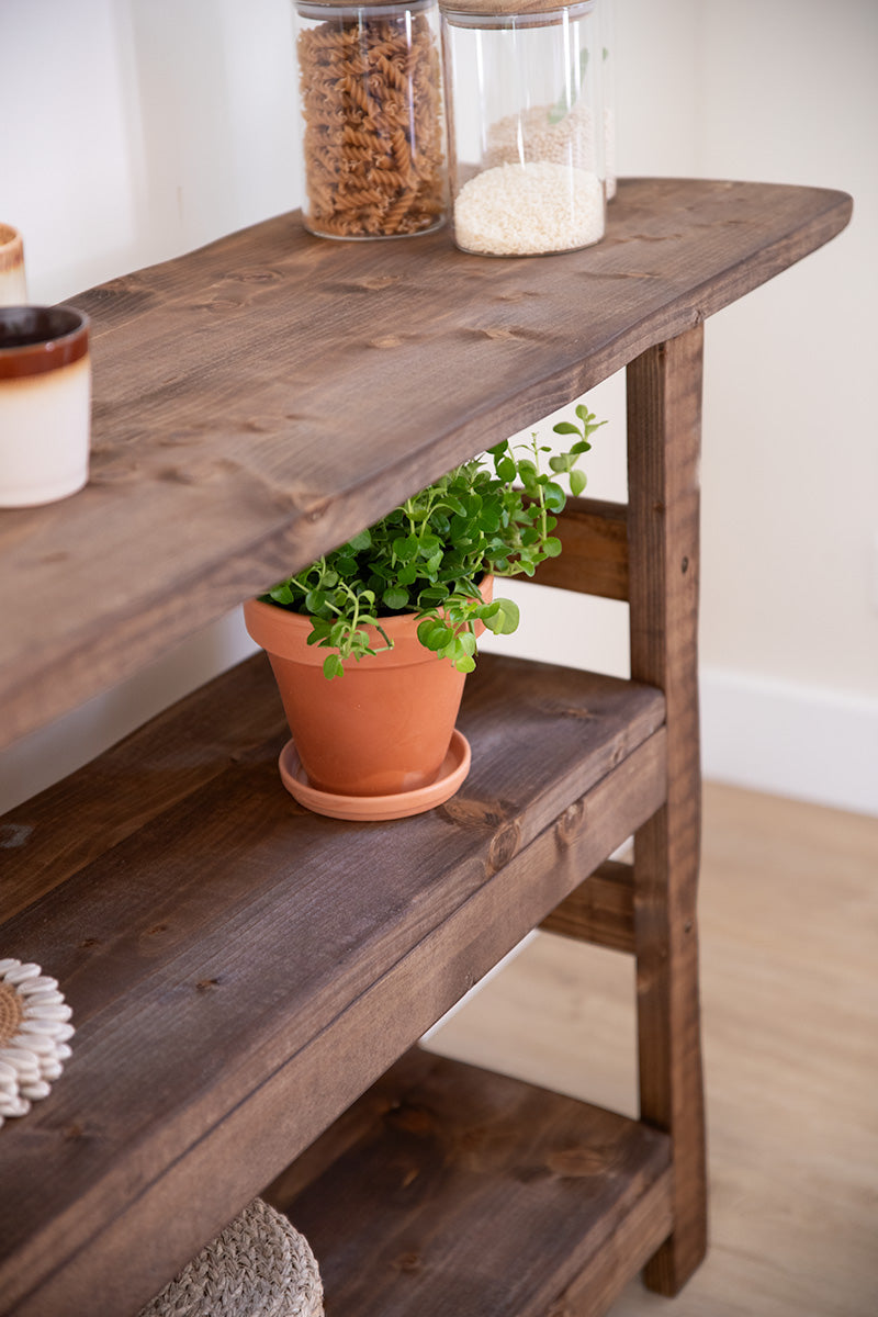 Houten sidetable Bruut met twee tussenbladen, perfect voor decoratie 
