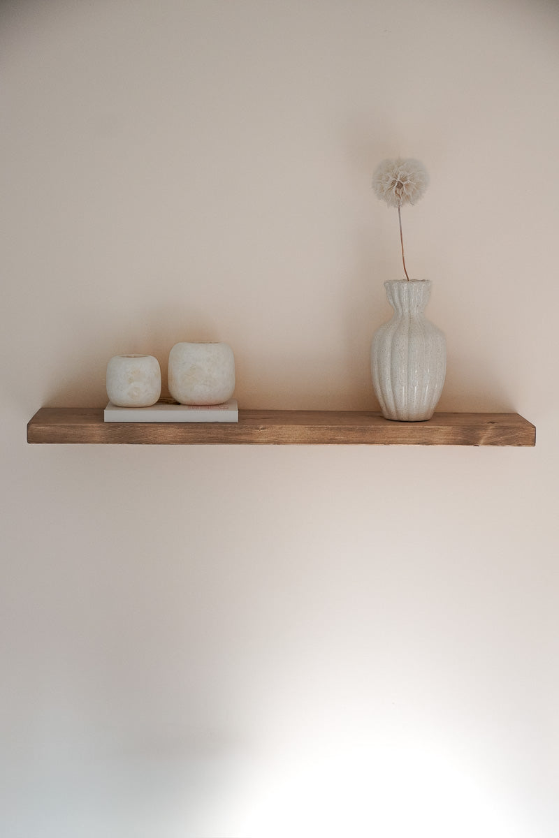 Houten wandplank Bay in de kleur Middenbruin