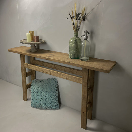 Sidetable Muze