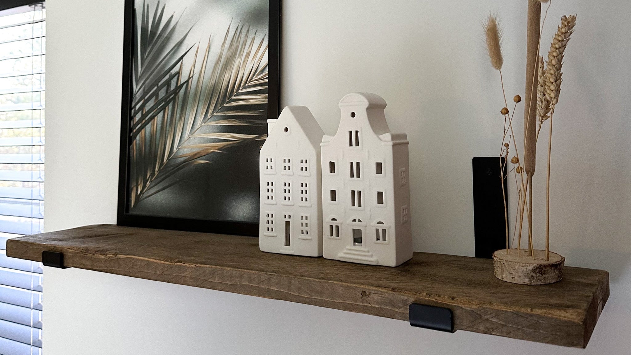 Wandplank met beugels